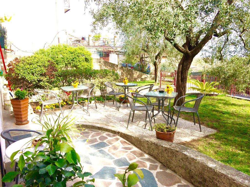 B&B L'Angolino Gardone Riviera Extérieur photo