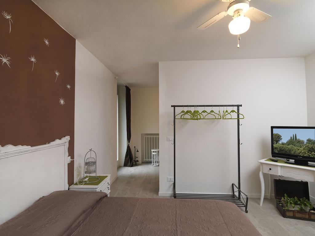 B&B L'Angolino Gardone Riviera Extérieur photo