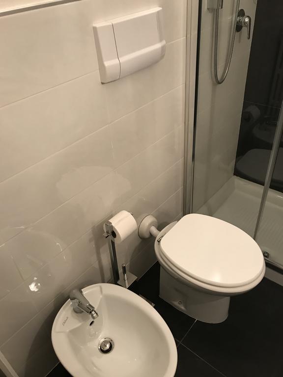 B&B L'Angolino Gardone Riviera Extérieur photo